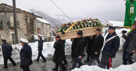 Policzyli na nowo ofiary lawiny. "Hotel stał się grobowcem"