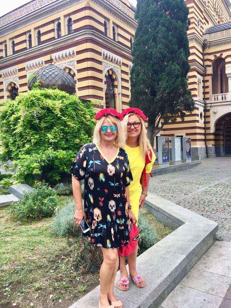 Majka Jeżowska, Małgorzata Foremniak, Katarzyna Pakosińska, Olga Bończyk oraz Małgorzata Walewska na wakacjach w Gruzji