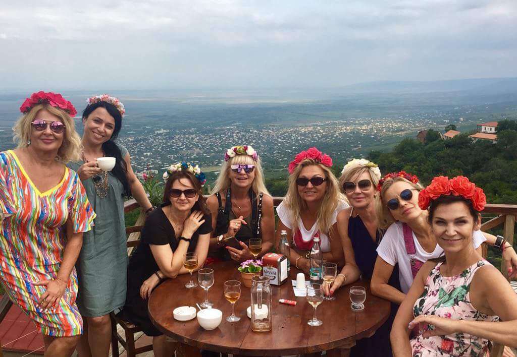 Majka Jeżowska, Małgorzata Foremniak, Katarzyna Pakosińska, Olga Bończyk oraz Małgorzata Walewska na wakacjach w Gruzji