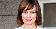 Aneta Todorczuk-Perchuć w modnym białym garniturze. Dobrała do niego dodatki w różnych odcieniach niebieskiego [zdjęcia]