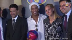 #dziejesiewsporcie: Ronaldinho znów strzelił gola dla Barcy. Nietypowego