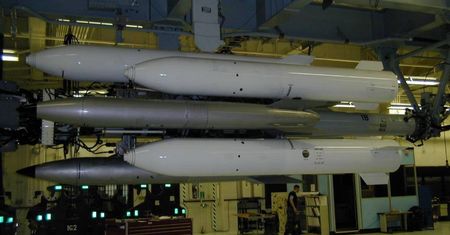 Czy USA rozmieszczą w Europie zmodernizowane bomby atomowe?