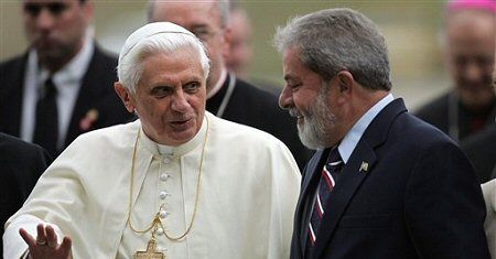 Papież przybył do Brazylii