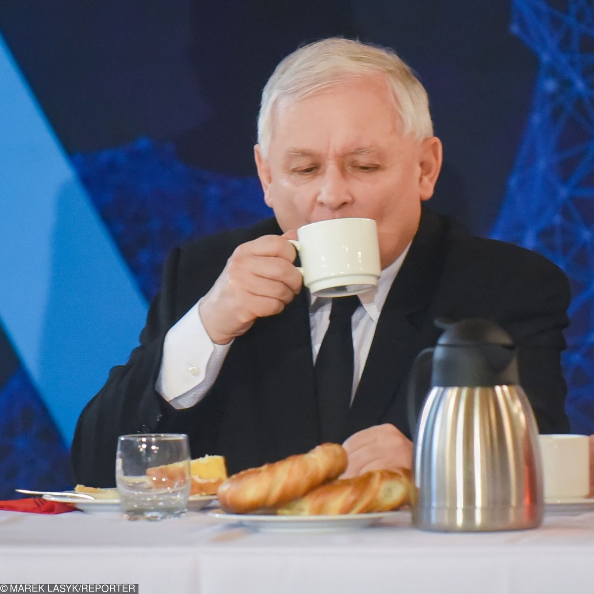 Kaczyński i sojowa latte. Urzędnicy chcieli uderzyć w hipsterów, powstrzymał ich prezes
