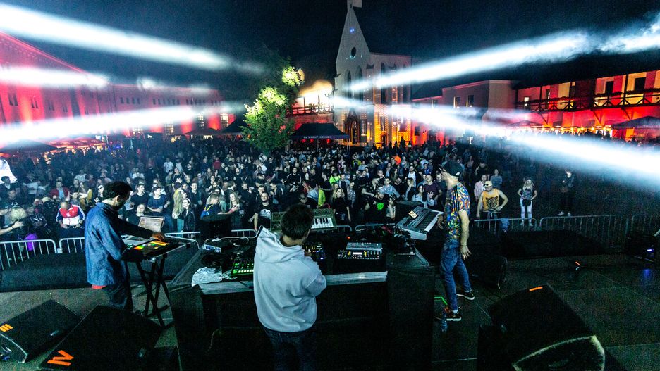Wydarzenie muzyczne przyciąga również fanów efektów wizualnych