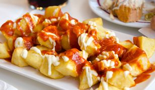 Patatas bravas. Pomysł na szybką hiszpańską przekąskę