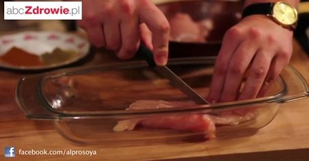 Kurczak w czerwonym curry z ryżem
