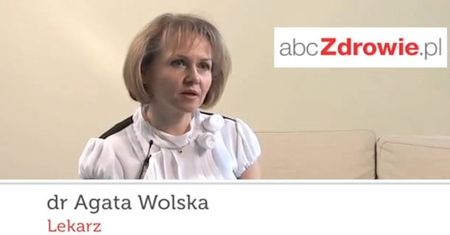 Przyszła matka z papierosem