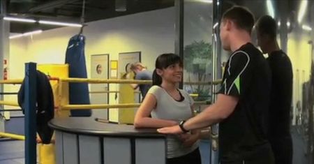 Uginanie kolana na stepie
