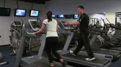 Ćwiczenie - "Twist" barków z piłką lekarską