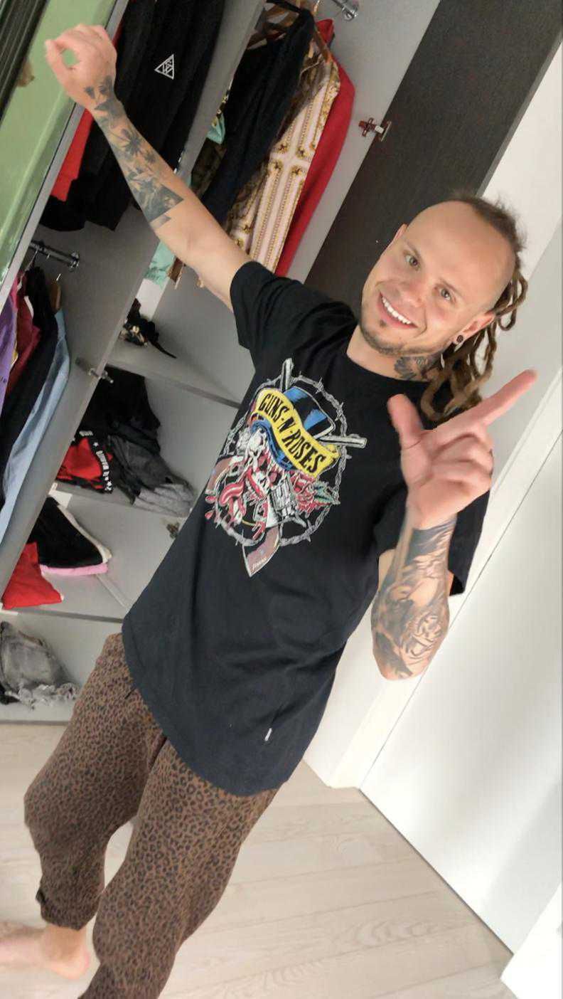 FitLovers - gwiazdy korzystają z aplikacji LESS_