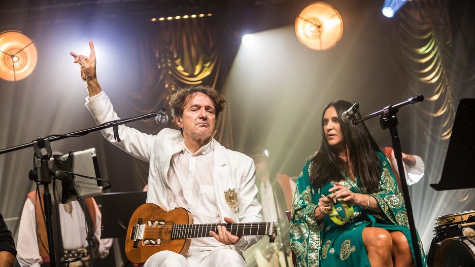 22.09.2017 WARSZAWA KLUB PROGRESJA KONCERT KAYAH I GORAN BREGOVIC WIDOWNIA MUZYKA BALKANSKA ZESPOL MUZYCZNY NZ  GORAN BREGOVIC KATARZYNA SZCZOT KAYAH FOT. SZYMON STARNAWSKI / POLSKA PRESS