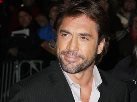 Szczęśliwy Javier Bardem nic nie powie