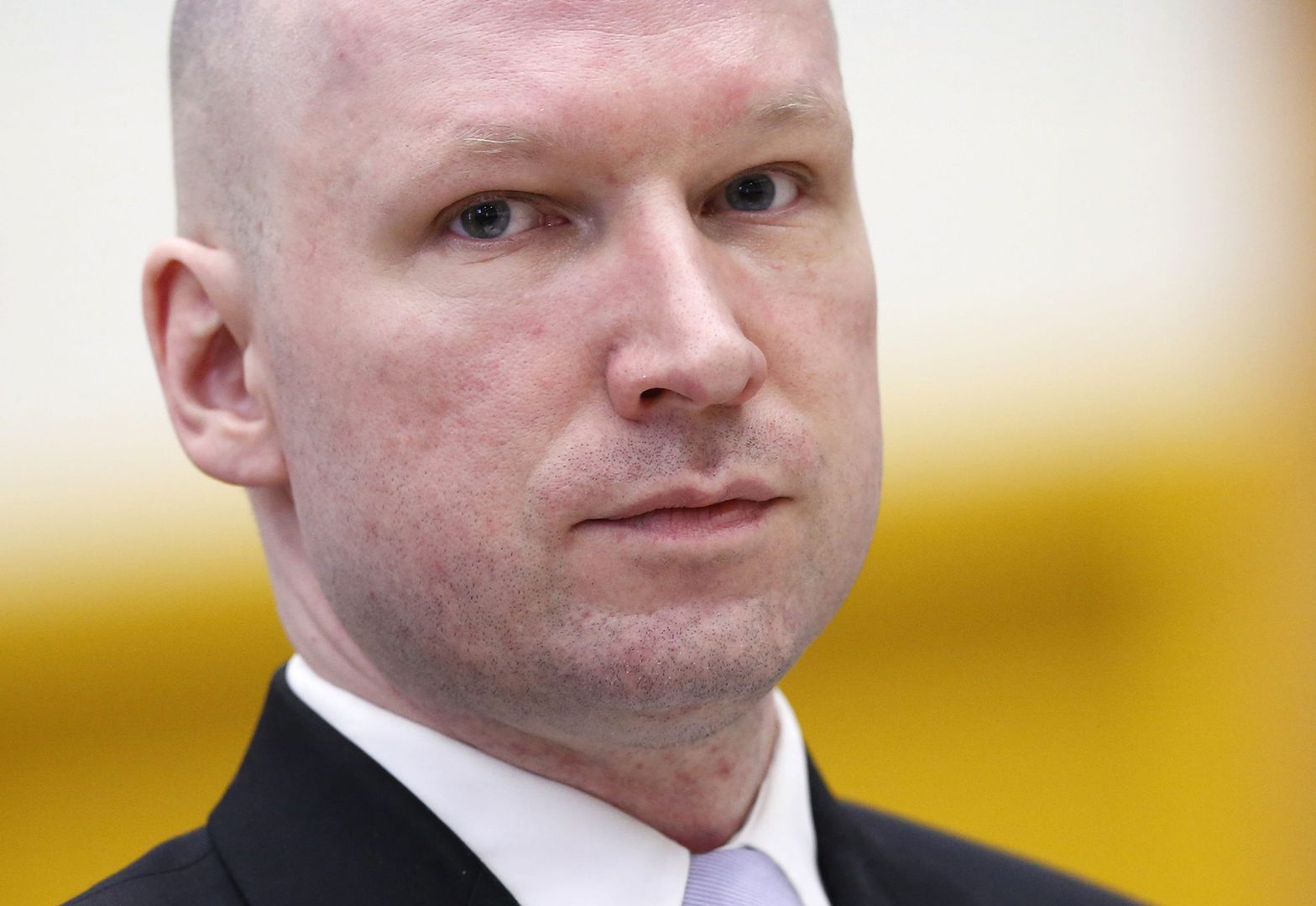 Breivik wygrał proces z Norwegią. Poskarżył się na "nieludzkie traktowanie"