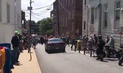 Trump znów kontrowersyjnie ws. Charlottesville. "Oni też są winni"