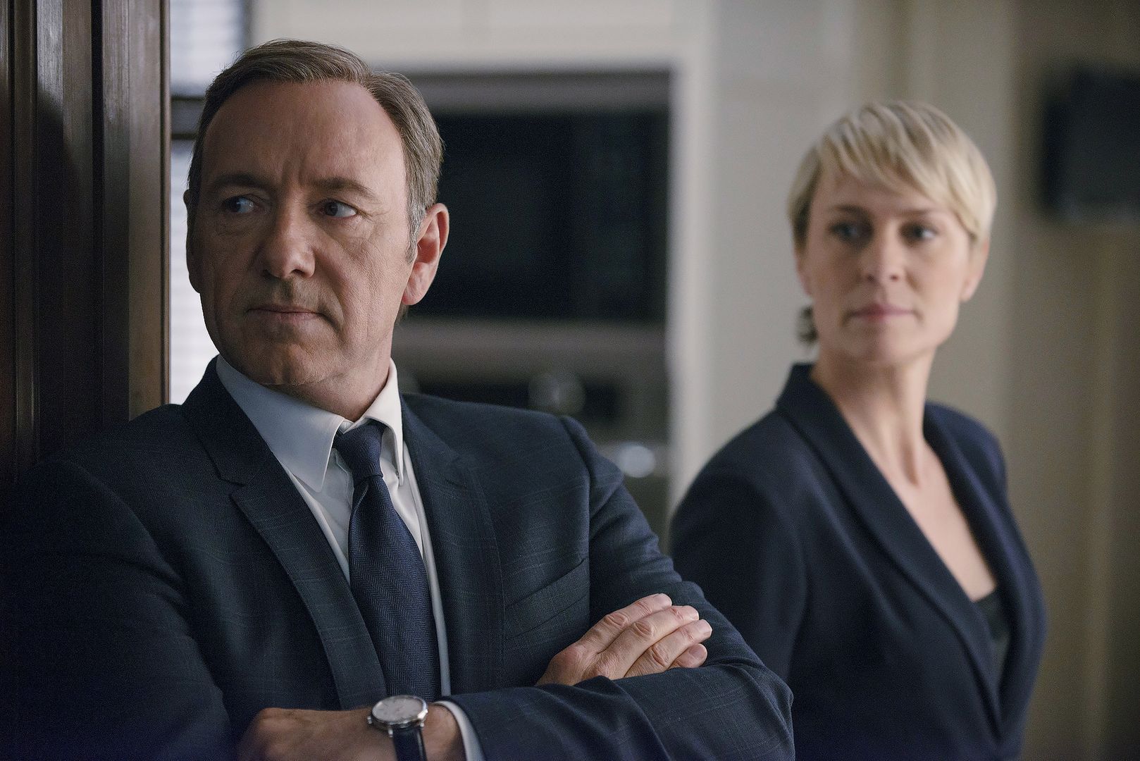 House of Cards 6. Kultowy serial bez kultowego aktora. Czy da się go jeszcze oglądać?