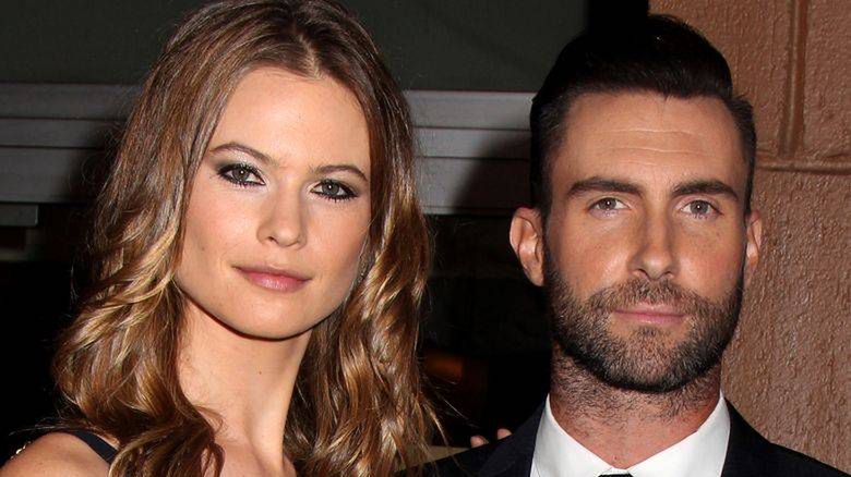 Behati Prinsloo i Adam Lewvine
