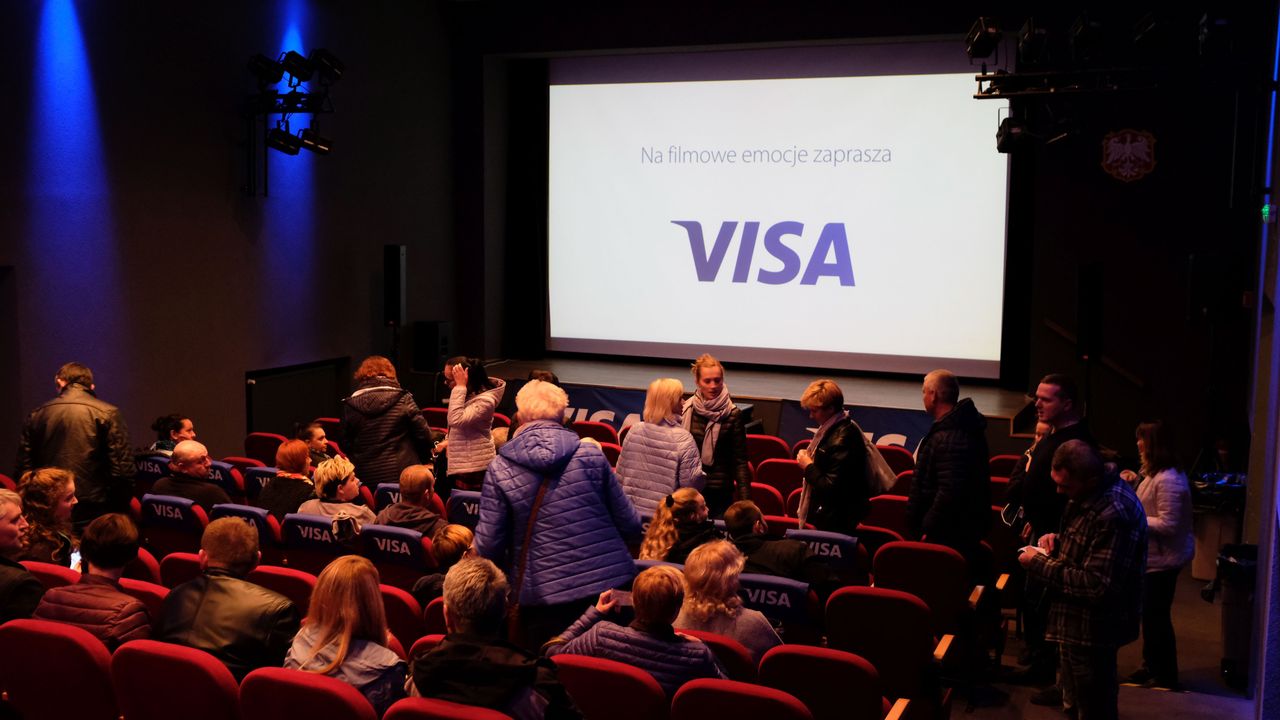 Objazdowe Kino Visa - największe kinowe hity jesieni 50% taniej z kartą Visa