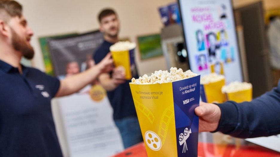 Gorąca filmowa jesień ze Zbliżeniowym Kinem Visa