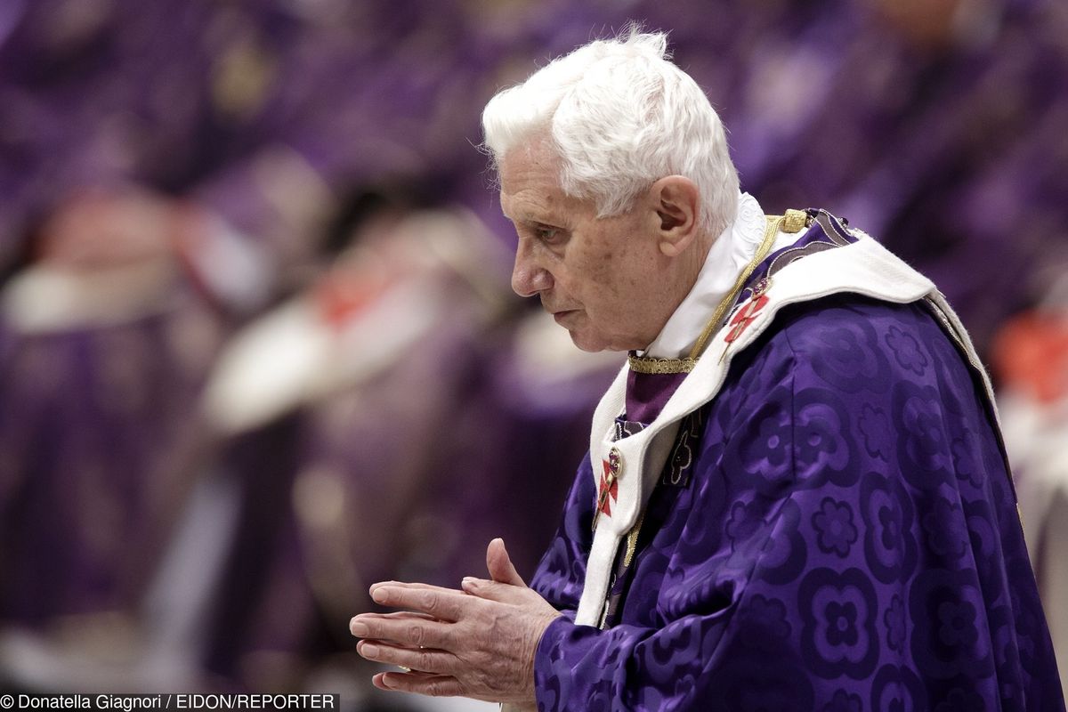 Benedykt XVI komentuje sprawy pedofilii w Kościele
