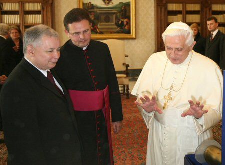 Benedykt XVI przyjął premiera Kaczyńskiego