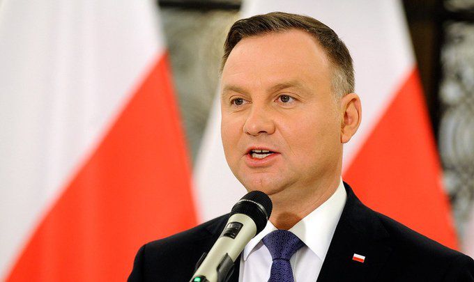 Andrzej Duda podpisał “Polski Ład” ustawę podatkową i mieszkaniową.