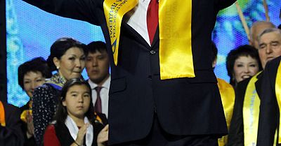 Prezydent zdobył ponad 95% głosów; "Przecież to fikcja"