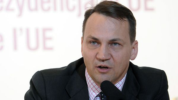 "Opowiedziałem się za wzmocnieniem instytucji wspólnotowych, Komisji Europejskiej i Parlamentu Europejskiego"