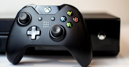 Xbox One w Polsce w listopadzie za 2300 złotych?