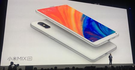 To jeden z najbardziej oczekiwanych flagowców roku. Na rynku zadebiutował Xiaomi Mi Mix 2s