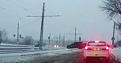 #dziejesiewmoto [240]: taniec na śliskim, stawianie TIR-a na koła i jazda pod prąd