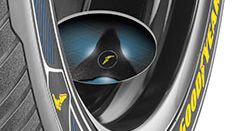 Goodyear Intelligrip. Opona, która przejmuje zadania kierowcy