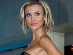 Joanna Krupa zachęca do adopcji czworonoga