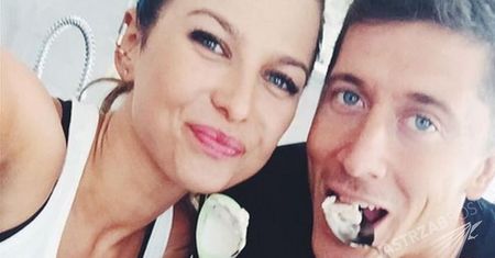 Robert Lewandowski pierwszy na podium. Sprawdźcie, o ile miejsc wyprzedził żonę na Instagramie [lista]