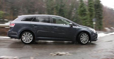 Toyota wstrzymała produkcję!