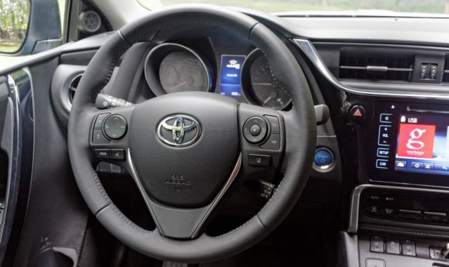 Toyota Auris: wyposażenie i ceny