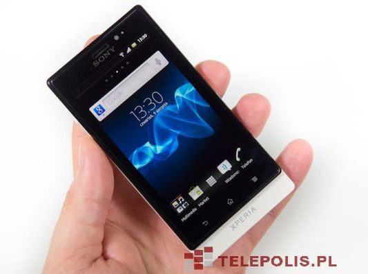 Test Sony Xperia Sola - dobry smartfon ze średniej półki