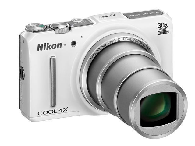 Nowe aparaty Nikon z łącznością Wi-Fi