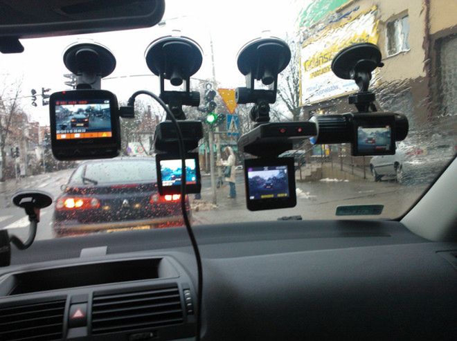 Kamera w samochodzie - testujemy rejestratory jazdy