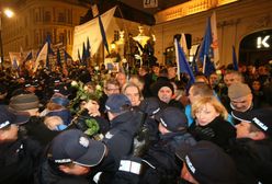 Po atakach na przeciwników PiS podczas miesięcznicy: sprawa trafi na policję