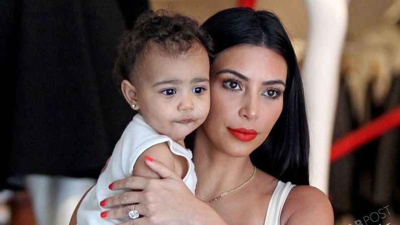 Kim Kardashian, North West
Fotografia: guardianlv.com