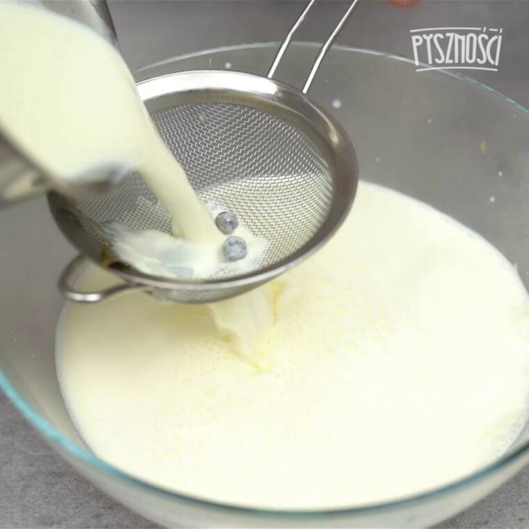 biała galareta z burakami