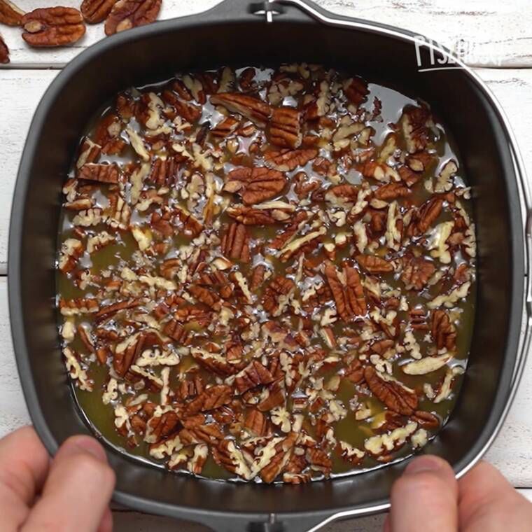 drożdżowa cynamonka z orzechami pekan