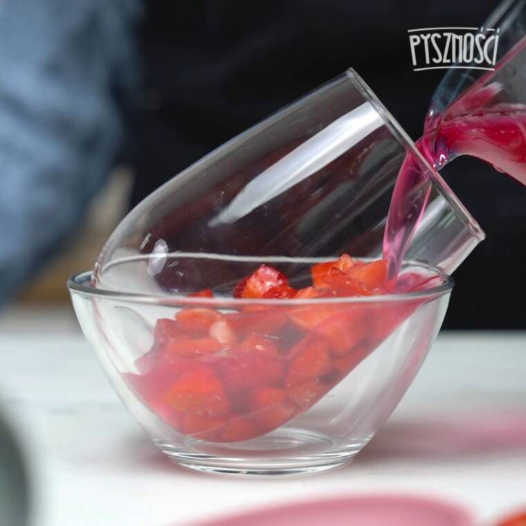 3 genialne przepisy na fenomenalne desery na bazie napoj ekipy