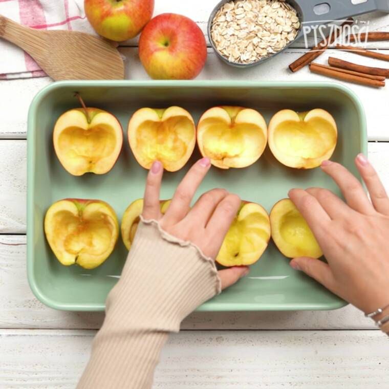 pieczone jabłka z granolą