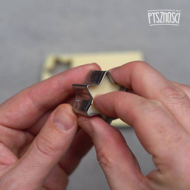 choinki z ciasta francuskiego genialna przekąska na ciepło