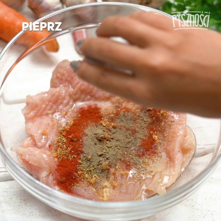genialny kurczak z nadzieniem serowo-pieczarkowym
