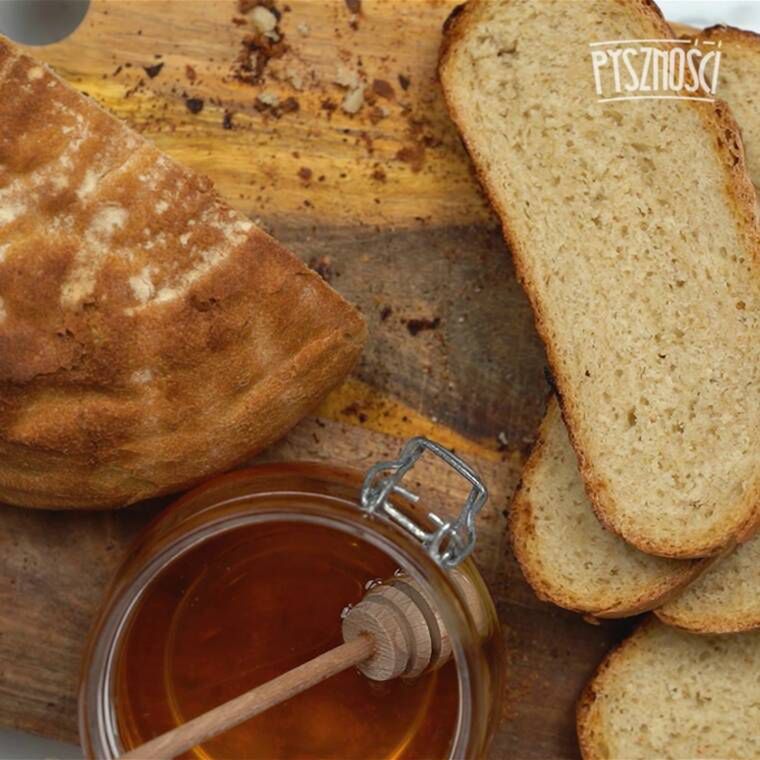 chleb na świeżych drożdżach