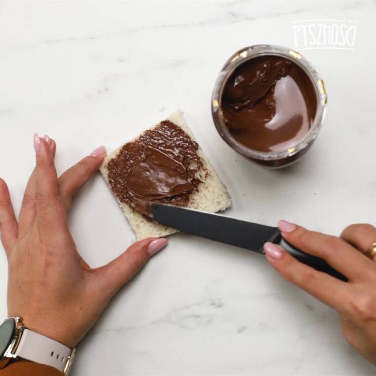 tosty na słodko z kremem czekoladowym