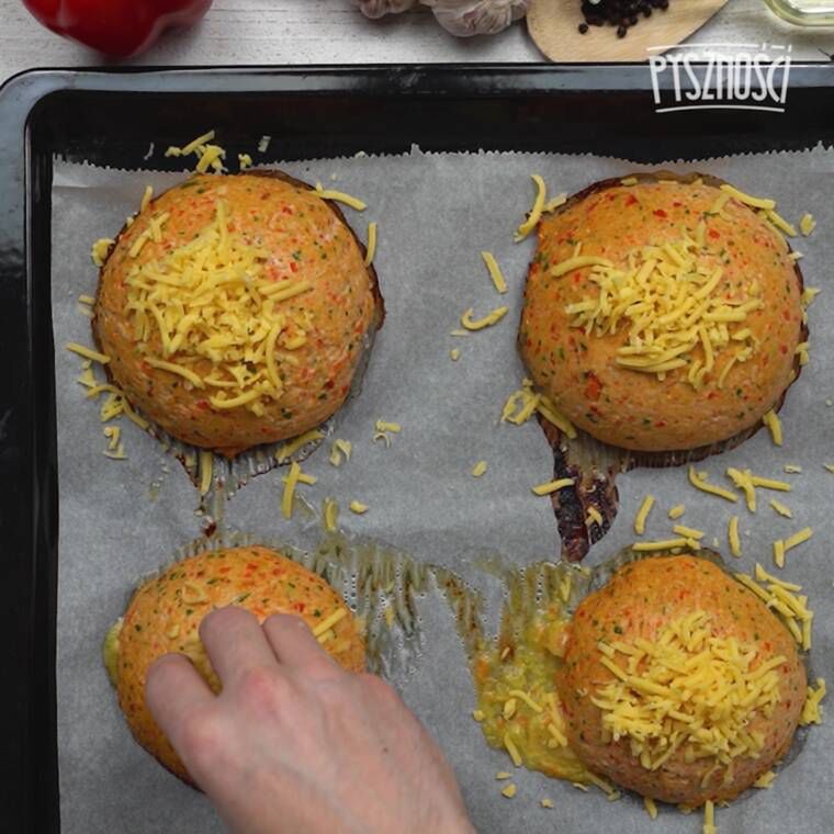 bułeczki z kurczaka z ziemniaczanym farszem